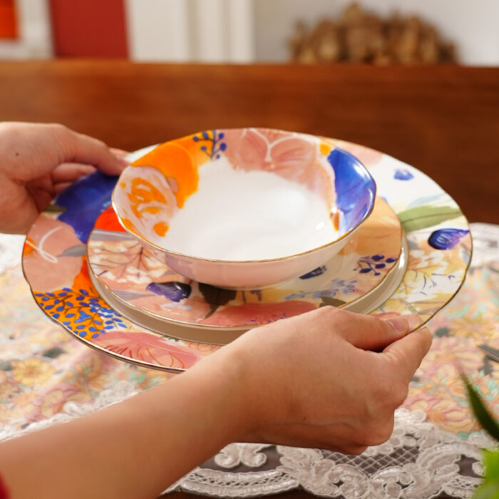 Fine Bone-China 3-Piece Dinner Set – The Taste of Summer - Image 2