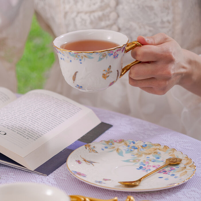 2-Cup & 2-Saucer Gift Set – 24 K Gold Rim and Colorful world - Image 3
