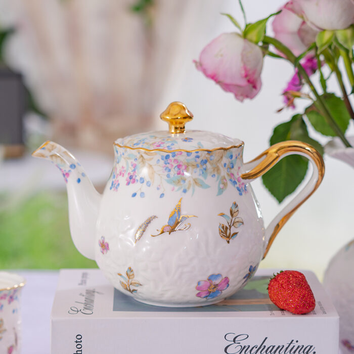 2-Cup & 2-Saucer Gift Set – 24 K Gold Rim and Colorful world - Image 5