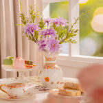 Luxury Porcelain Vase Gift Set – 3 Themes, 24K Gold-Trimmed, Gift box & Handbag Included - Blooming season - Image 6