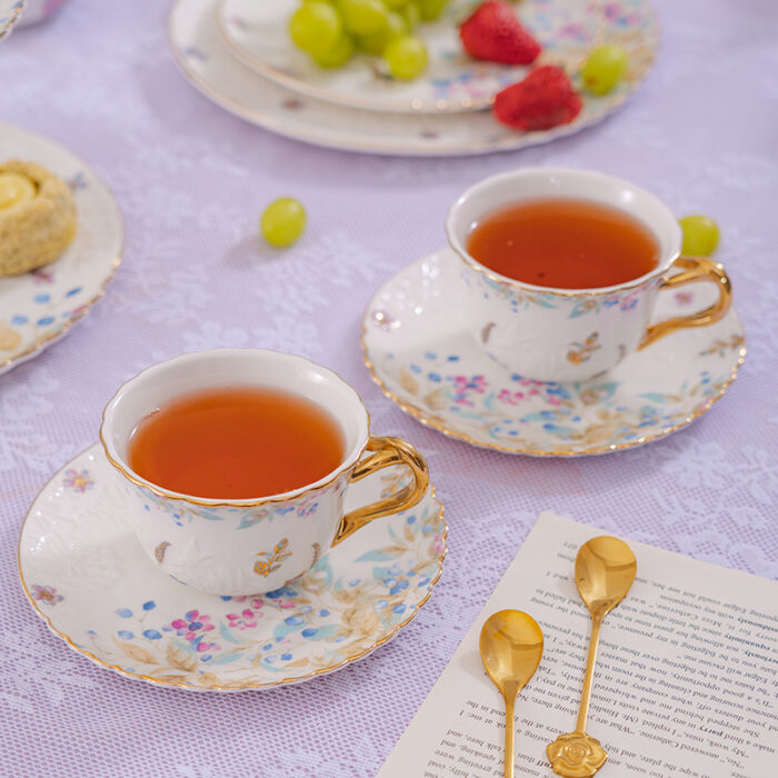 2-Cup & 2-Saucer Gift Set – 24 K Gold Rim and Colorful world - Image 6