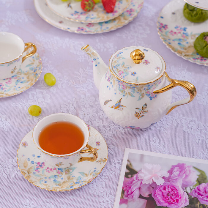 2-Cup & 2-Saucer Gift Set – 24 K Gold Rim and Colorful world - Image 7