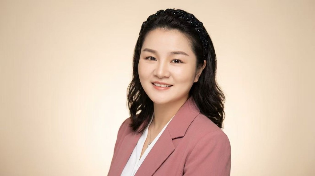 Fiona Lian, Sales Manager, Artstar Homewares